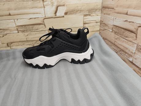 Buffalo 38 - dámske čierne tenisky, 38