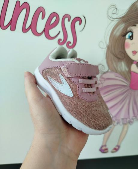 Trblietkavé tenisky, deichmann,21