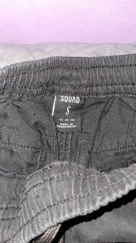 Nohavice s cierne newyorker, s