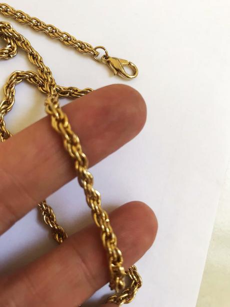 Náhrdelník na krk a ruku,