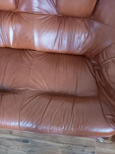 Kožená sedacia suprava, 