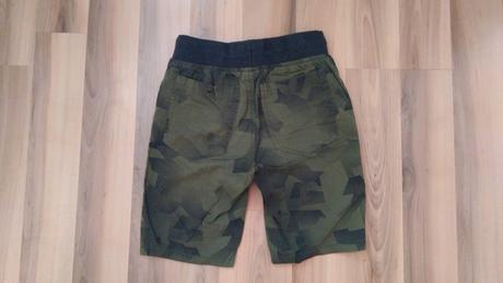 Zelené kraťasy, 128-134, takko,128