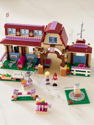 Lego friends 41126 heartlake riding club,