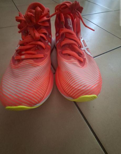 Bežecké tenisky, asics,39