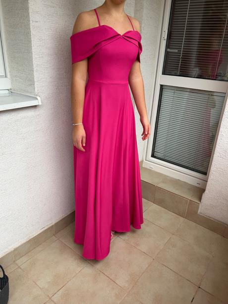 Spoločenské šaty, 34