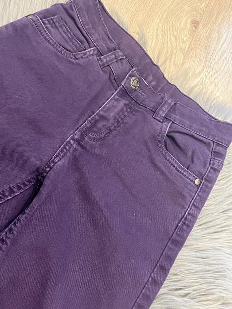 Dievčenské rifle fiaľové (134), 134