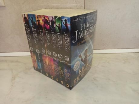 Rick riordan - percy jackson / greek gods + heroes,