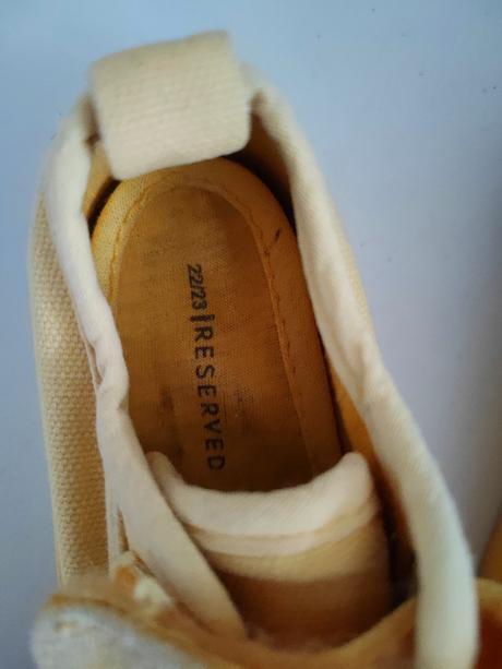 Platenky reserved, reserved,22