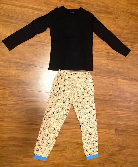 Smajlíkové pyžamo veľ. 152, 152