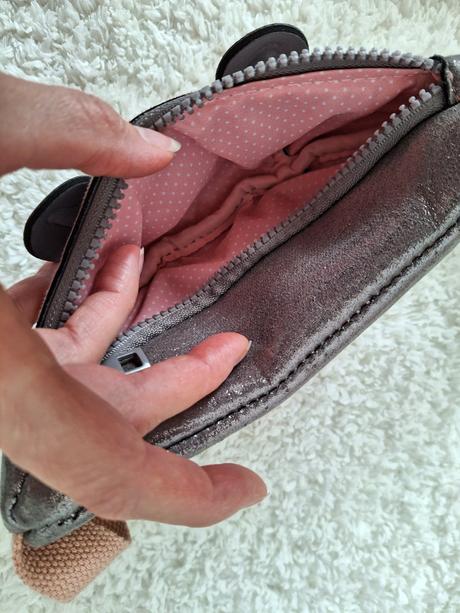 Peknučké ľadvinka, ccc