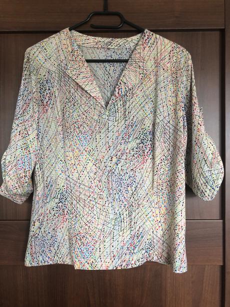 Vzorovana bluzka, s