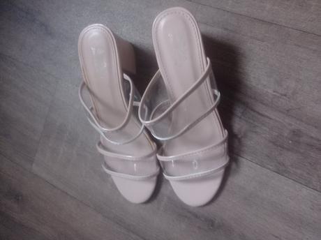 Transparentné šľapky, 38