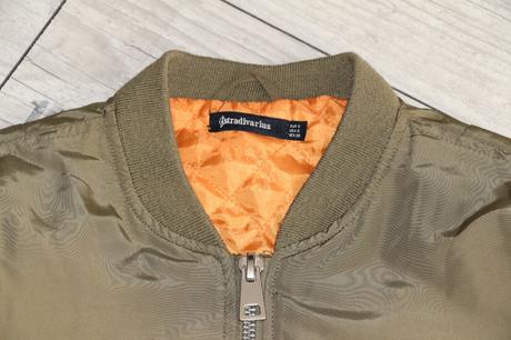 Tmavozelená bomberka, stradivarius,s