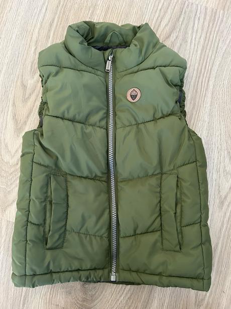 Reserved vesta, reserved,104