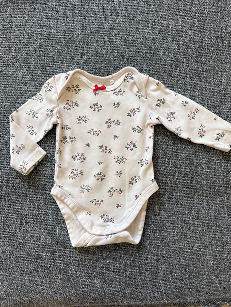 Balík dievčenského oblečenia vo veľkosti 62, c&a,62