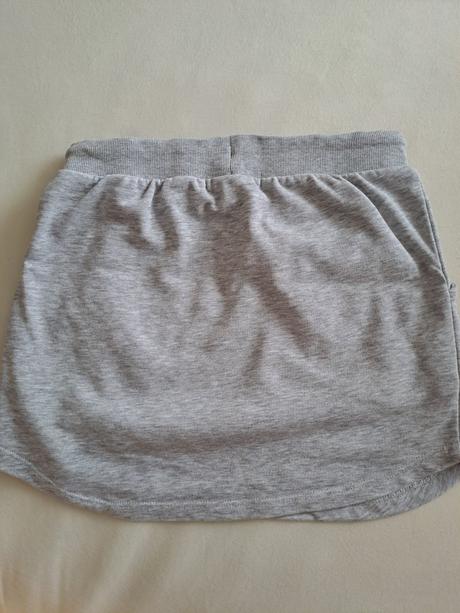 Teplákoch sukna reserved, reserved,134