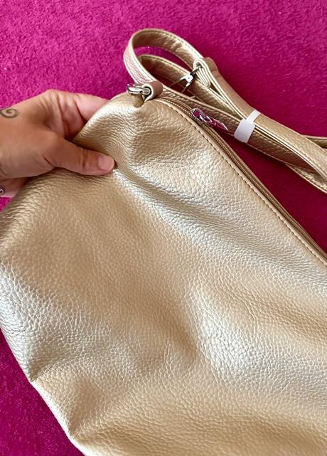 Nová zlatá crossbody kabelka, 