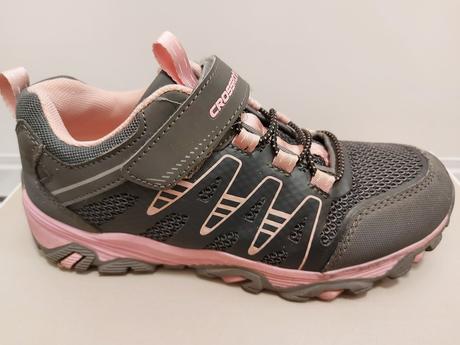 Dievčenské turistické topánky, 35