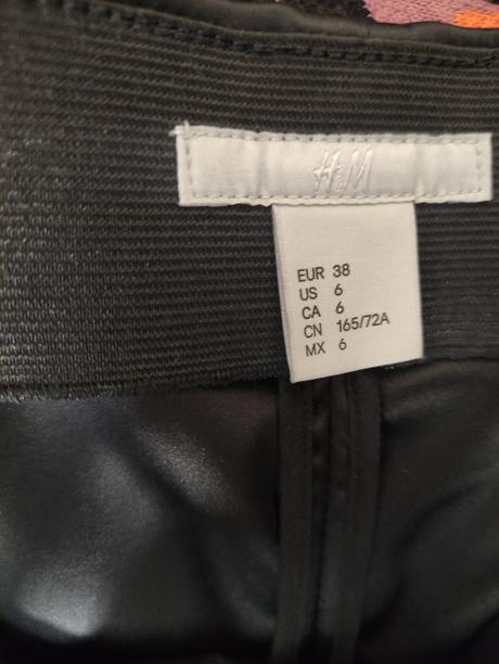 Nohavice so satenovym povrchom, h&m,38