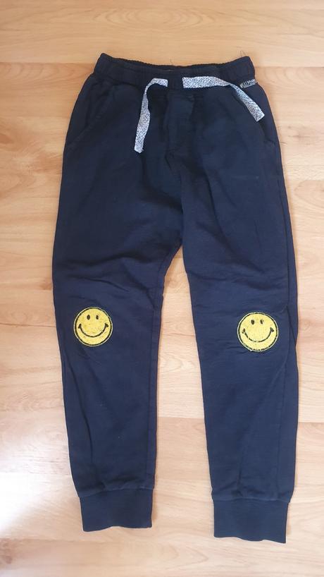 Tepláky s nažehlovačkami, next,128