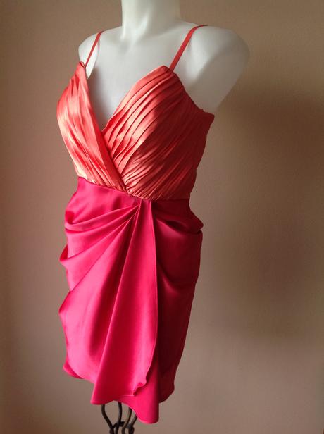 Šaty nenosene/2k, 38