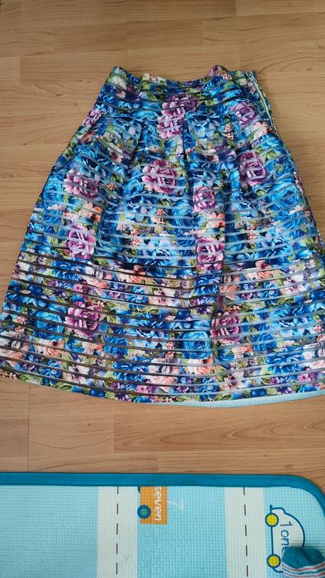 Elegantna sukňa, l