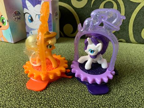 Koník pony na kolotoči,