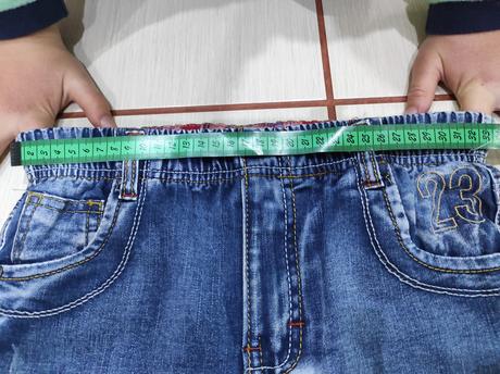 Kraťasy trojštvrťové, 128