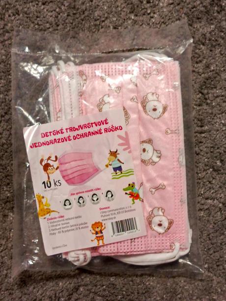 Jednorazové rúška nerozbalené, 