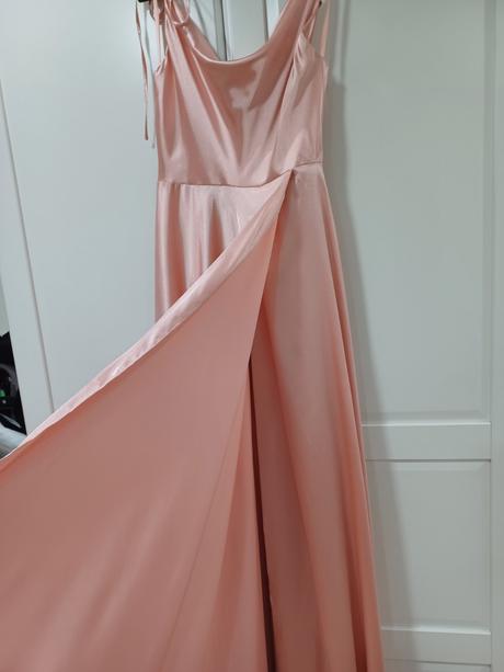 Spoločenské šaty, m