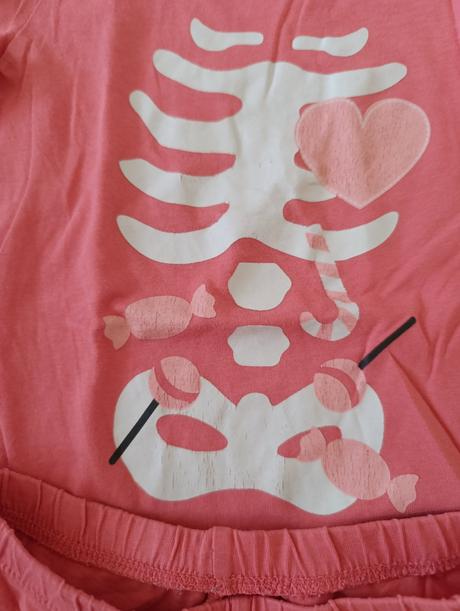 Pyzamko svietiace kostra, lupilu,98