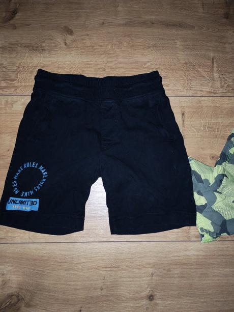 4 kraťasy / šortky, f&f,134