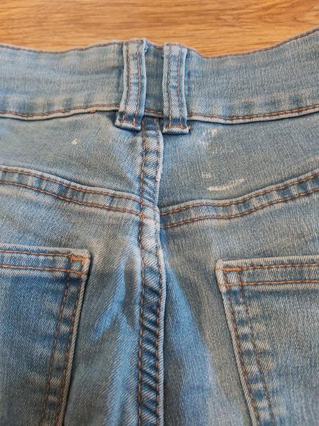 Rifle s vysokým pásom., sinsay,36