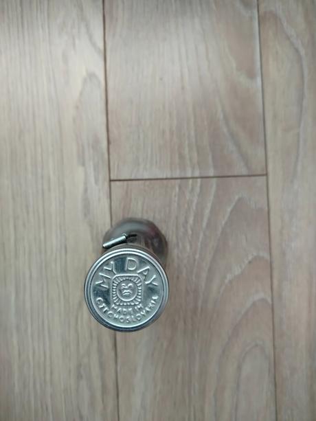 Retro plechová baterka, 