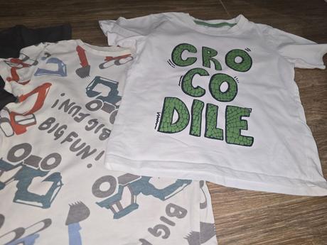 Tričká č.110, sinsay,110