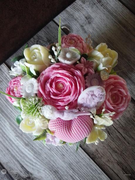 Umývacia mydlová kytička pivonky vs tulipany,