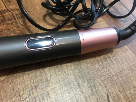 Žehlička remington,