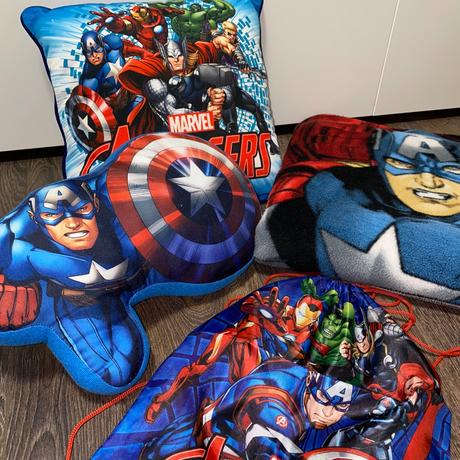 Avengers 2x vankúš + deka + darček,