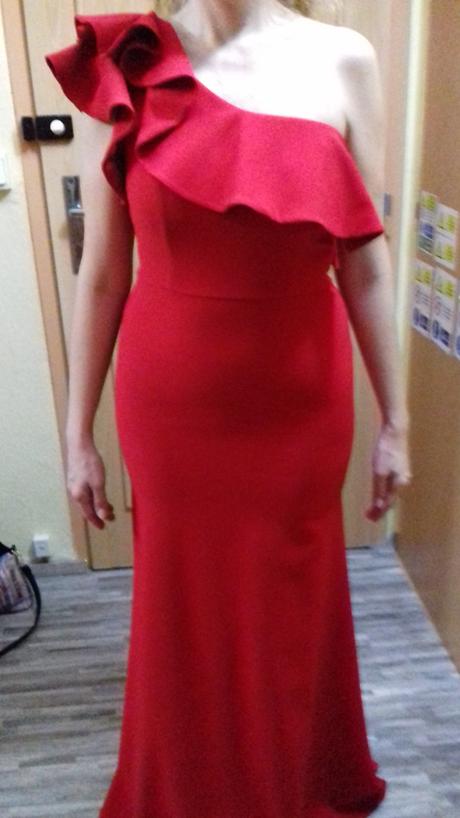 Cervene 1x oblecene spolocenske saty, m