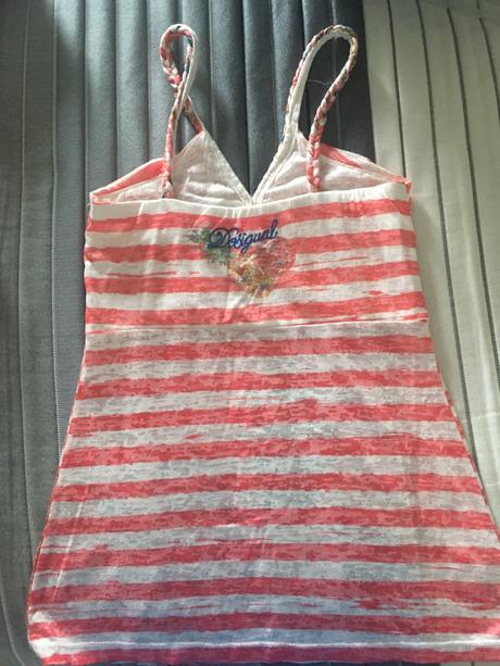 Tielko zn.desigual, desigual,s