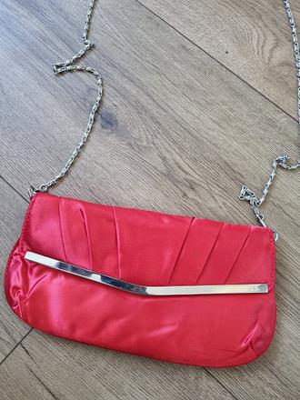 Červená saténová spoločenská kabelka,