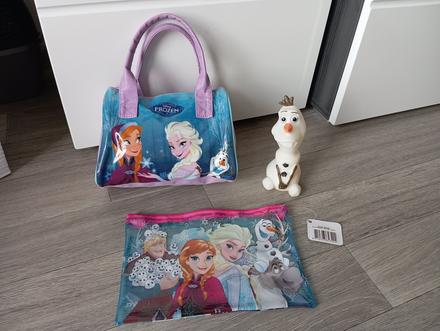 Frozen set peračník, olaf a kabelka,