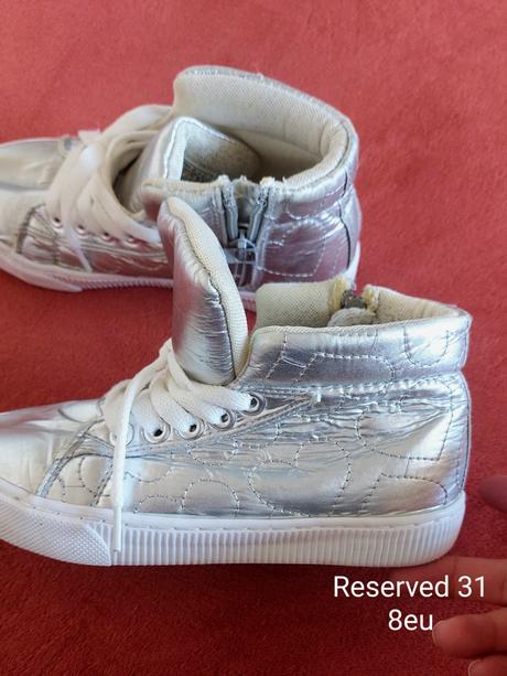 Tenisky, reserved,31