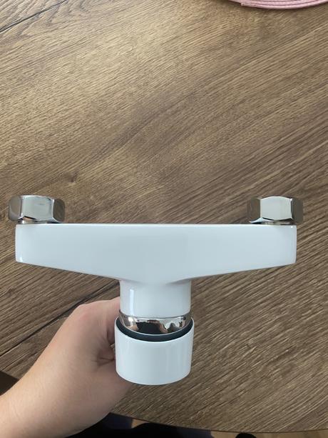 Biela sprchová batéria, 