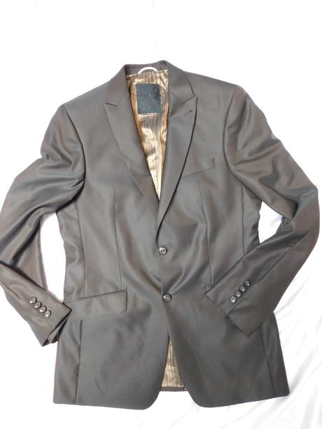 Luxusný pánsky oblek hnedej farby, m