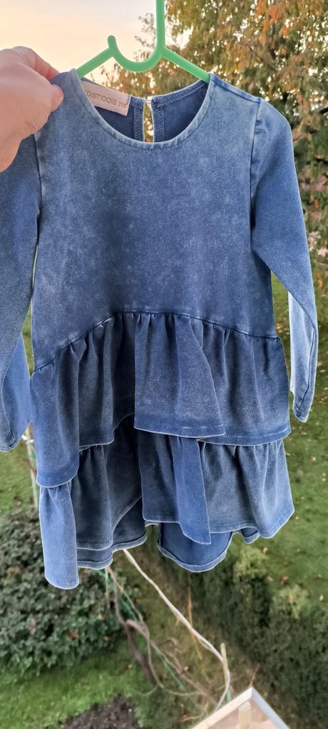 Šaty la bambola, 104