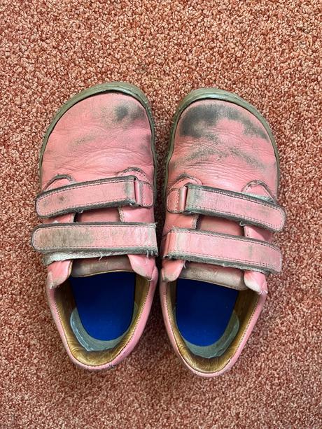 Dievcenske barefoot poltopanky, be lenka,31