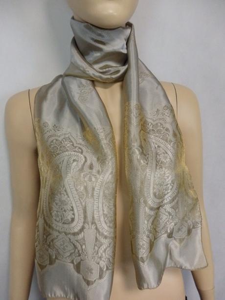 Kvalitná dámska šatka/šál, s