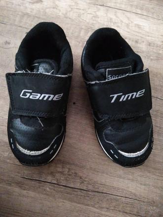 Prechodné lepacky, 24