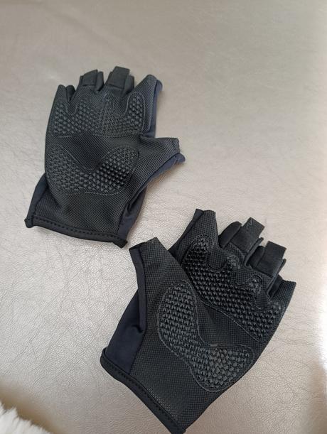 Ľahké fitness rukavice veľkosť m, m